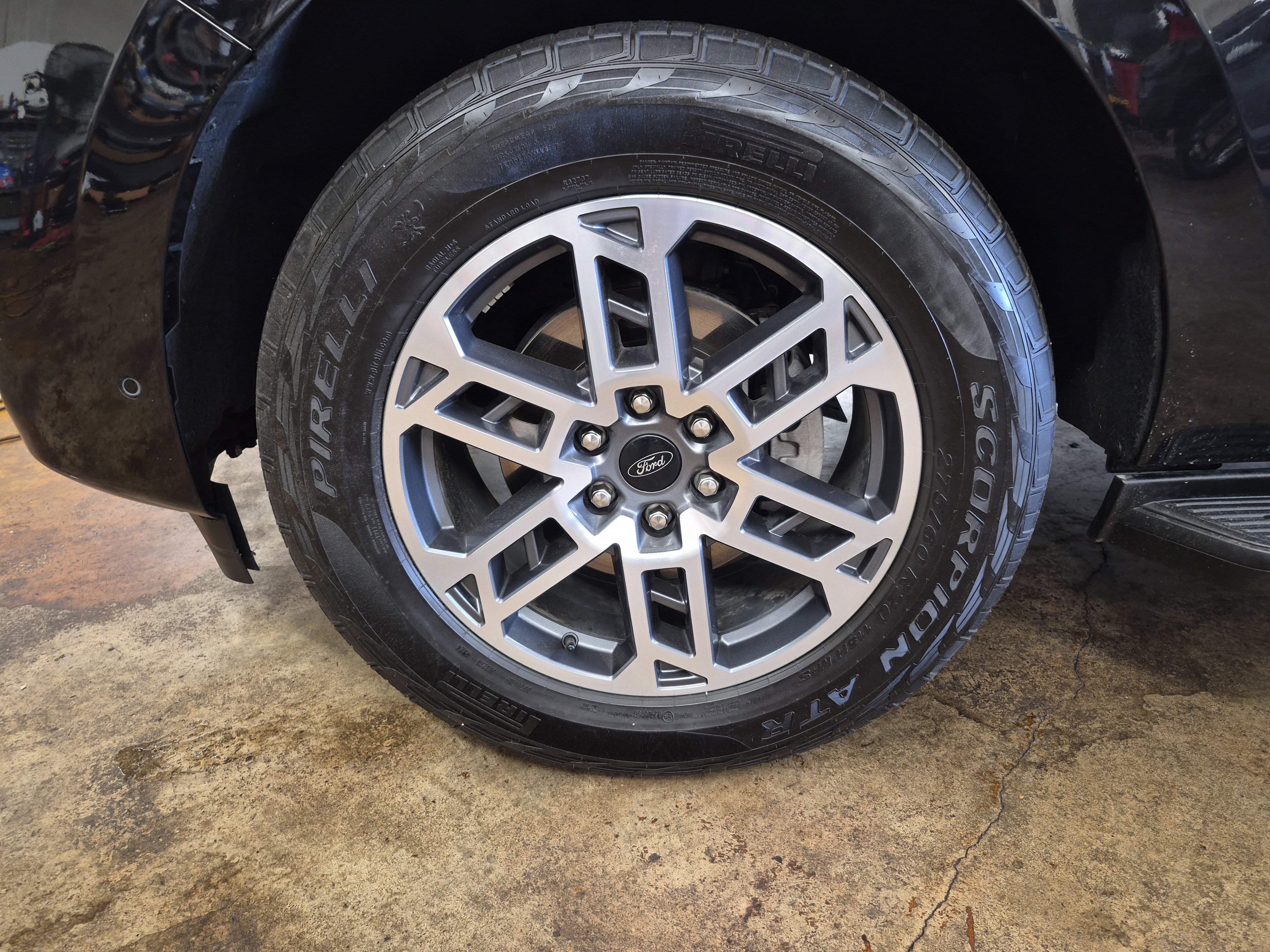 Certified 2025 Ford Expedition Max Active AWD/4WD image 8