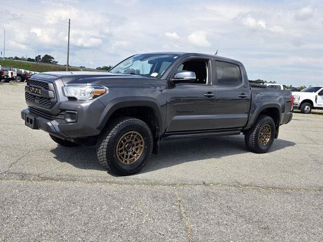 Used 2023 Toyota Tacoma 4x4 Double Cab w/ Trail Edition image 3