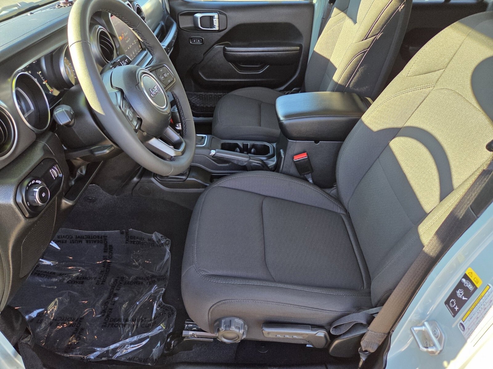 Used 2023 Jeep Wrangler Willys image 10