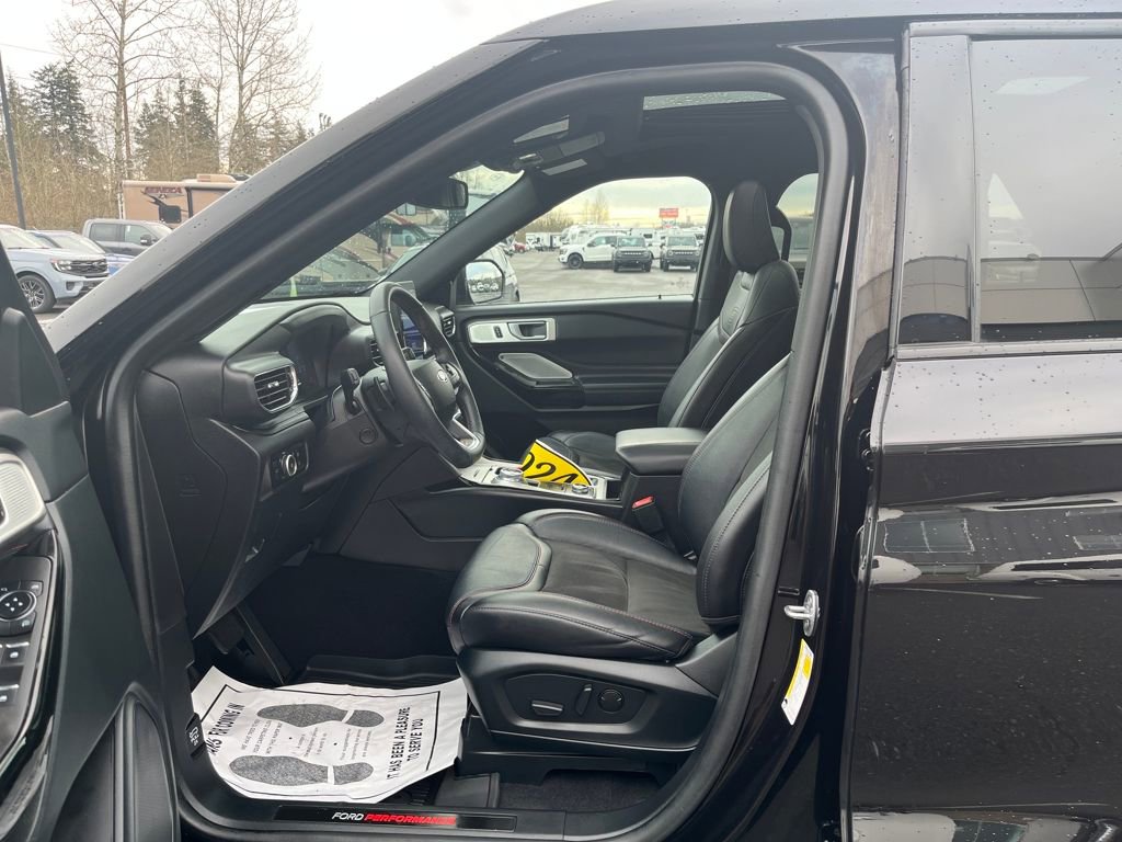 Certified 2024 Ford Explorer ST w/ Technology Package image 13