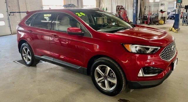 Certified 2024 Ford Edge SEL w/ Convenience Package AWD/4WD image 7