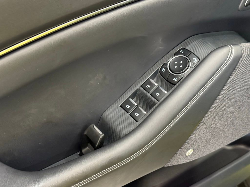 Certified 2025 Ford Mustang Mach-E Premium AWD/4WD image 18