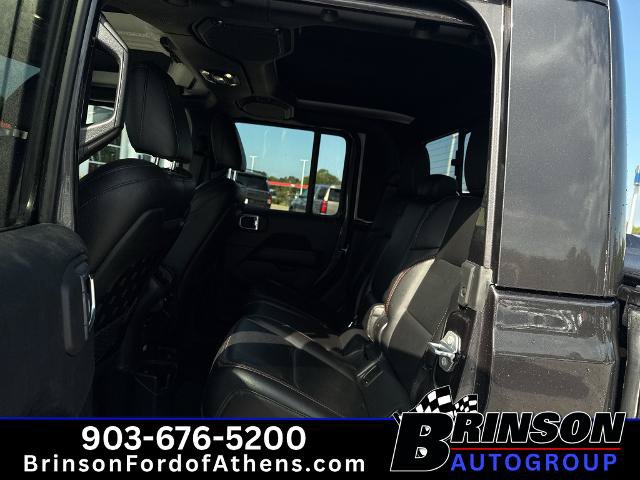 Used 2022 Jeep Gladiator Rubicon w/ LED Lighting Group AWD/4WD image 9
