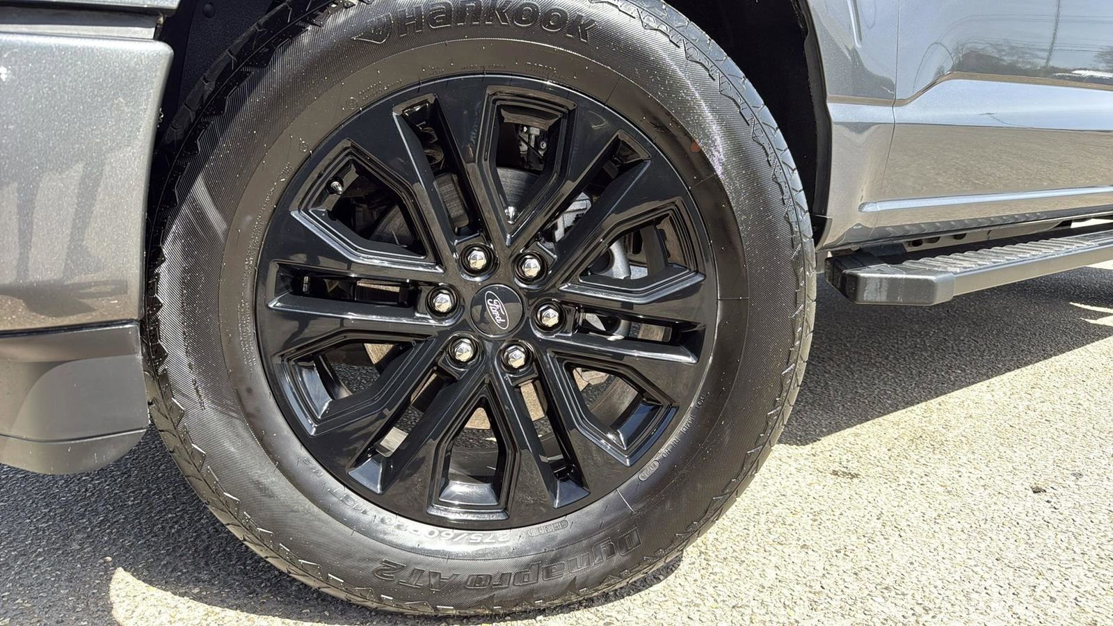 Certified 2025 Ford F150 Lariat w/ Equipment Group 501A Mid image 9