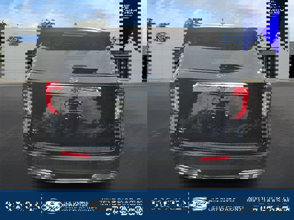 Certified 2023 Ford Explorer XLT w/ Equipment Group 202A image 4