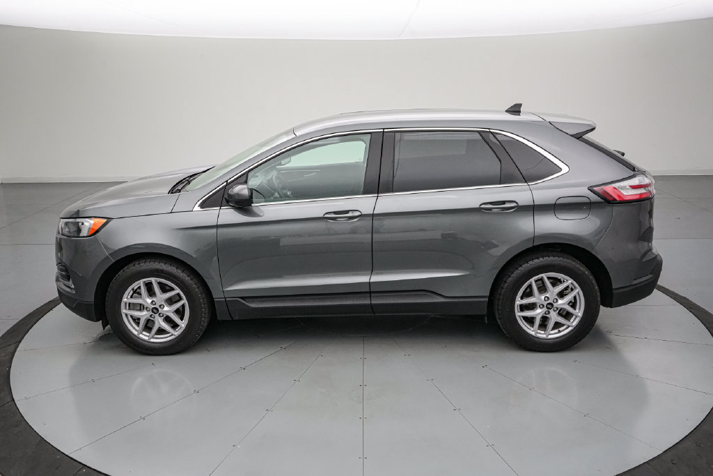 Certified 2024 Ford Edge SEL w/ Convenience Package AWD/4WD image 7