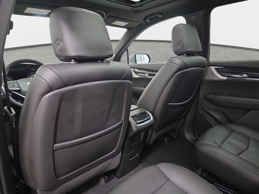 Used 2021 Cadillac XT6 Premium Luxury AWD/4WD image 12