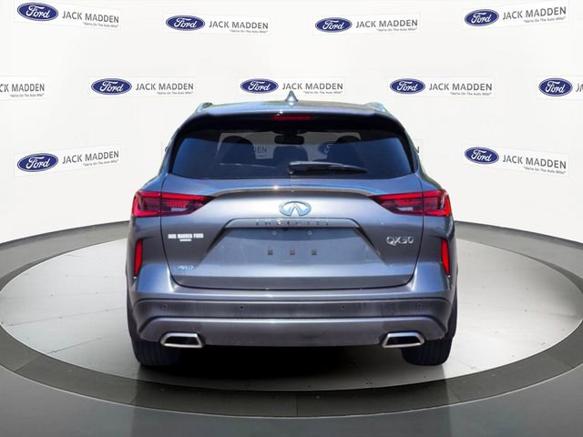 Used 2021 INFINITI QX50 Luxe w/ Appearance Package AWD/4WD image 4