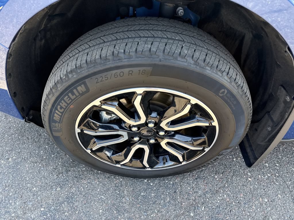 Certified 2024 Ford Maverick Lariat AWD/4WD image 10