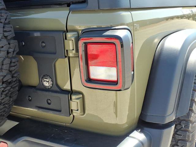 Used 2025 Jeep Wrangler Sport image 14