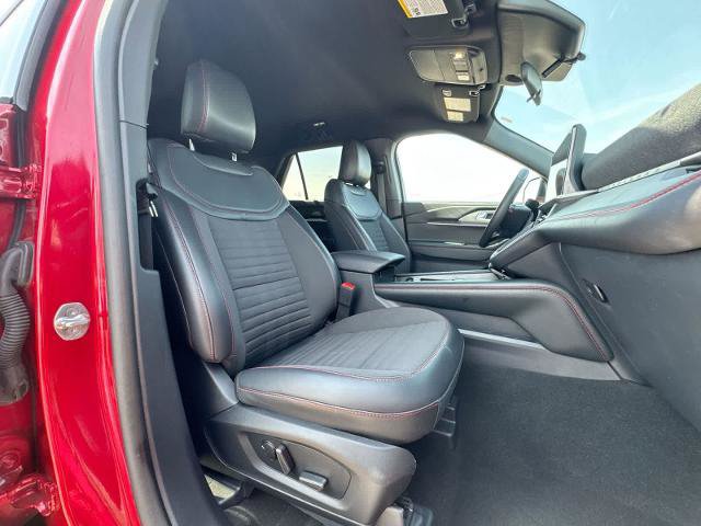 Certified 2025 Ford Explorer ST-Line AWD/4WD image 21