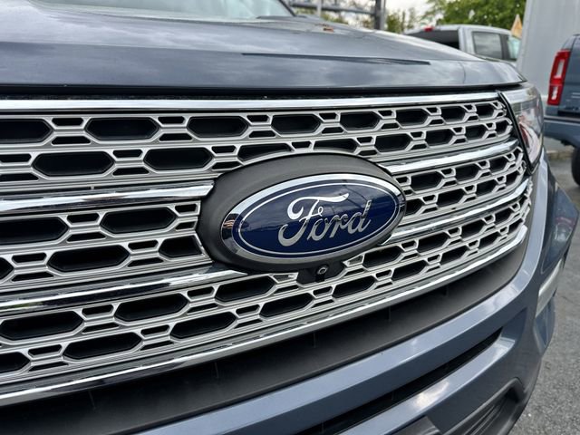 Certified 2021 Ford Explorer Limited w/ Equipment Group 301A AWD/4WD image 10