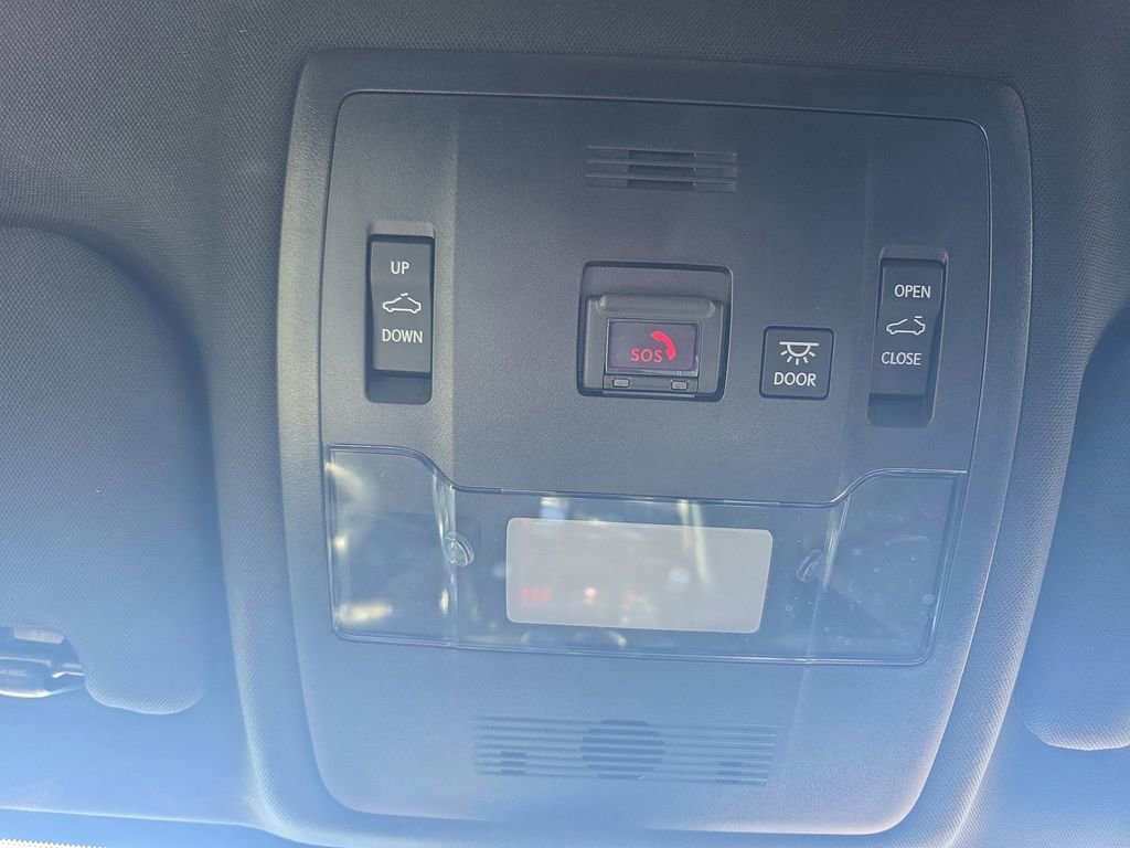 Used 2022 Lexus IS 500 w/ Accessory Package image 41