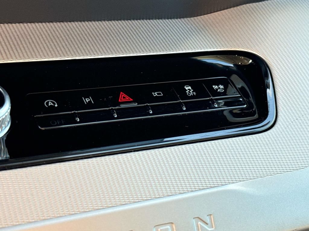 Certified 2025 Ford Expedition Active RWD image 26
