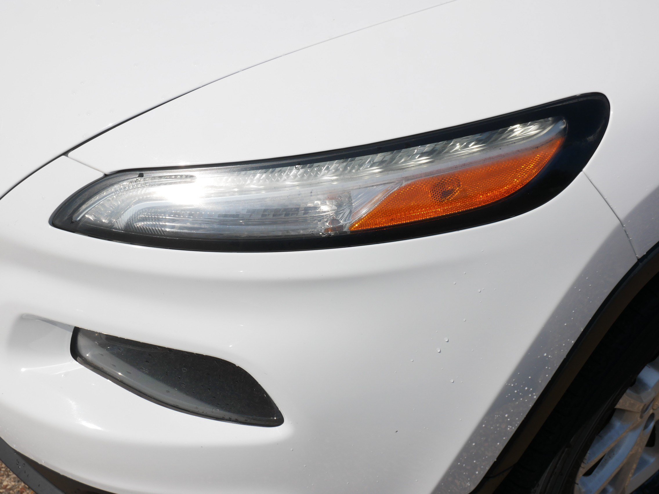 Used 2018 Jeep Cherokee Latitude w/ Safety Group AWD/4WD image 16
