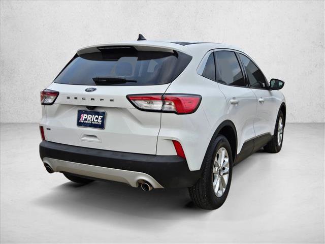 Certified 2022 Ford Escape SE image 3