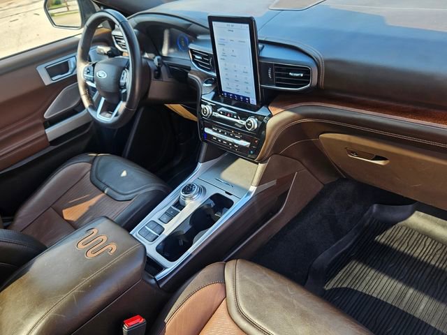 Certified 2022 Ford Explorer King Ranch w/ Class IV Trailer Tow Package RWD image 16