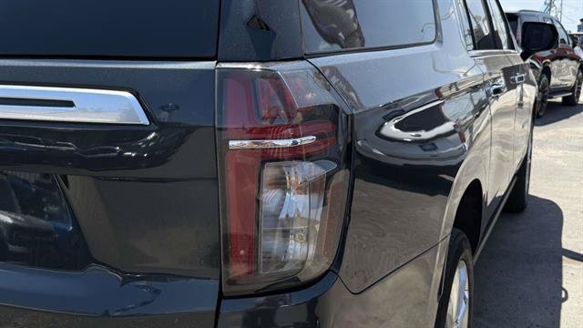 Used 2022 Chevrolet Suburban High Country AWD/4WD image 8
