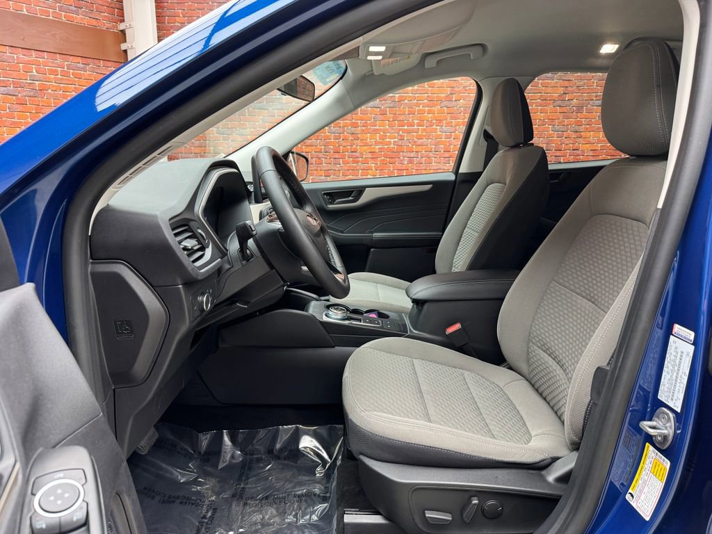 Certified 2022 Ford Escape SE w/ Convenience Package image 25