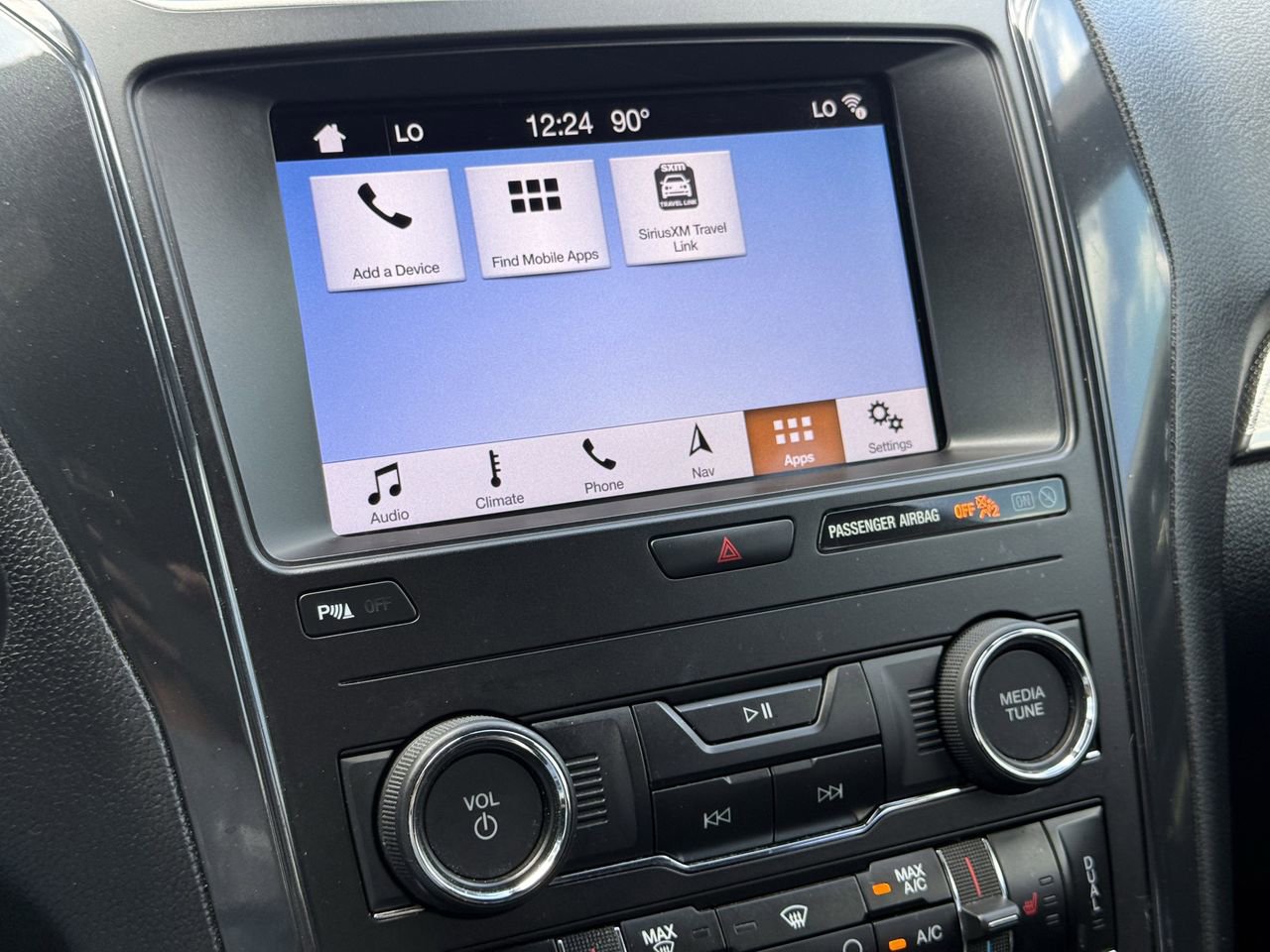 Certified 2019 Ford Explorer XLT w/ Equipment Group 202A FWD image 16
