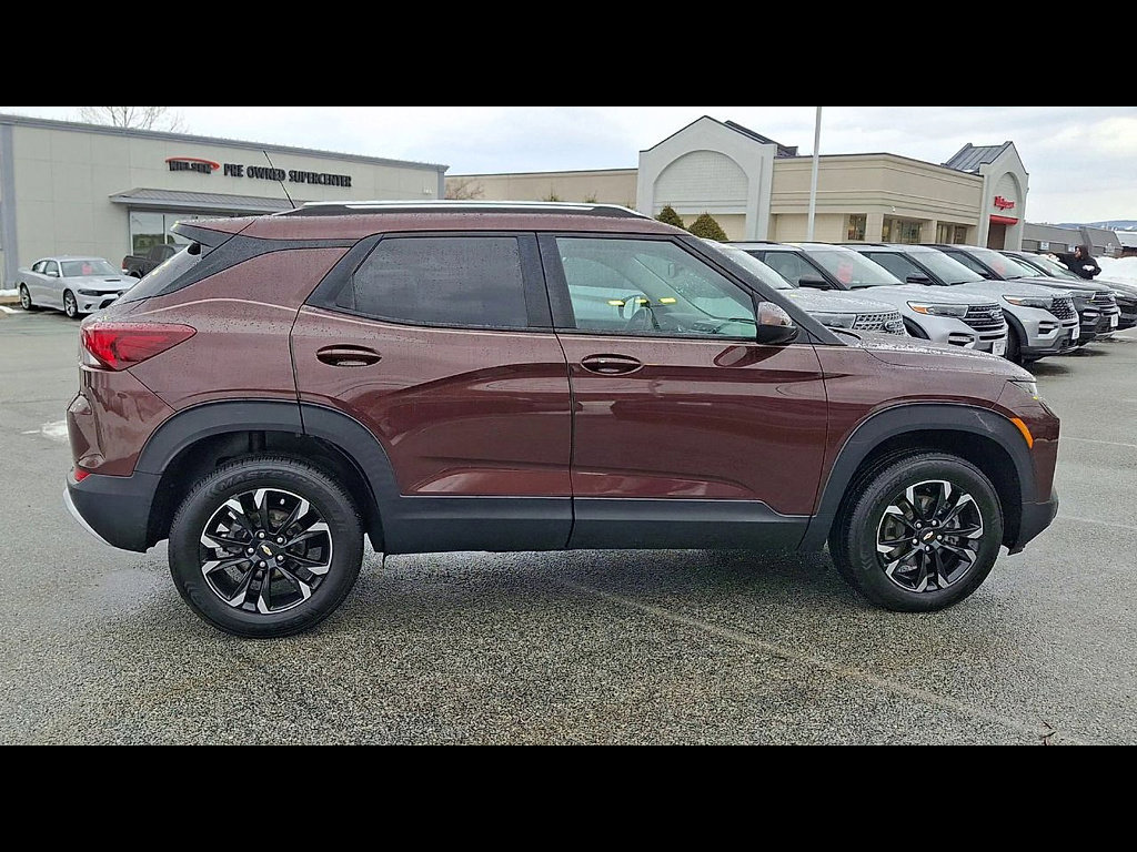 Used 2023 Chevrolet TrailBlazer LT w/ Convenience Package image 9