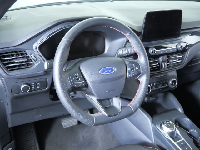 Certified 2025 Ford Escape ST-Line AWD/4WD image 21