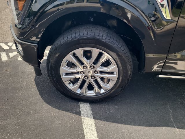 Certified 2024 Ford F150 King Ranch AWD/4WD image 9