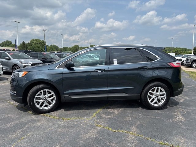 Certified 2023 Ford Edge SEL w/ Convenience Package image 2