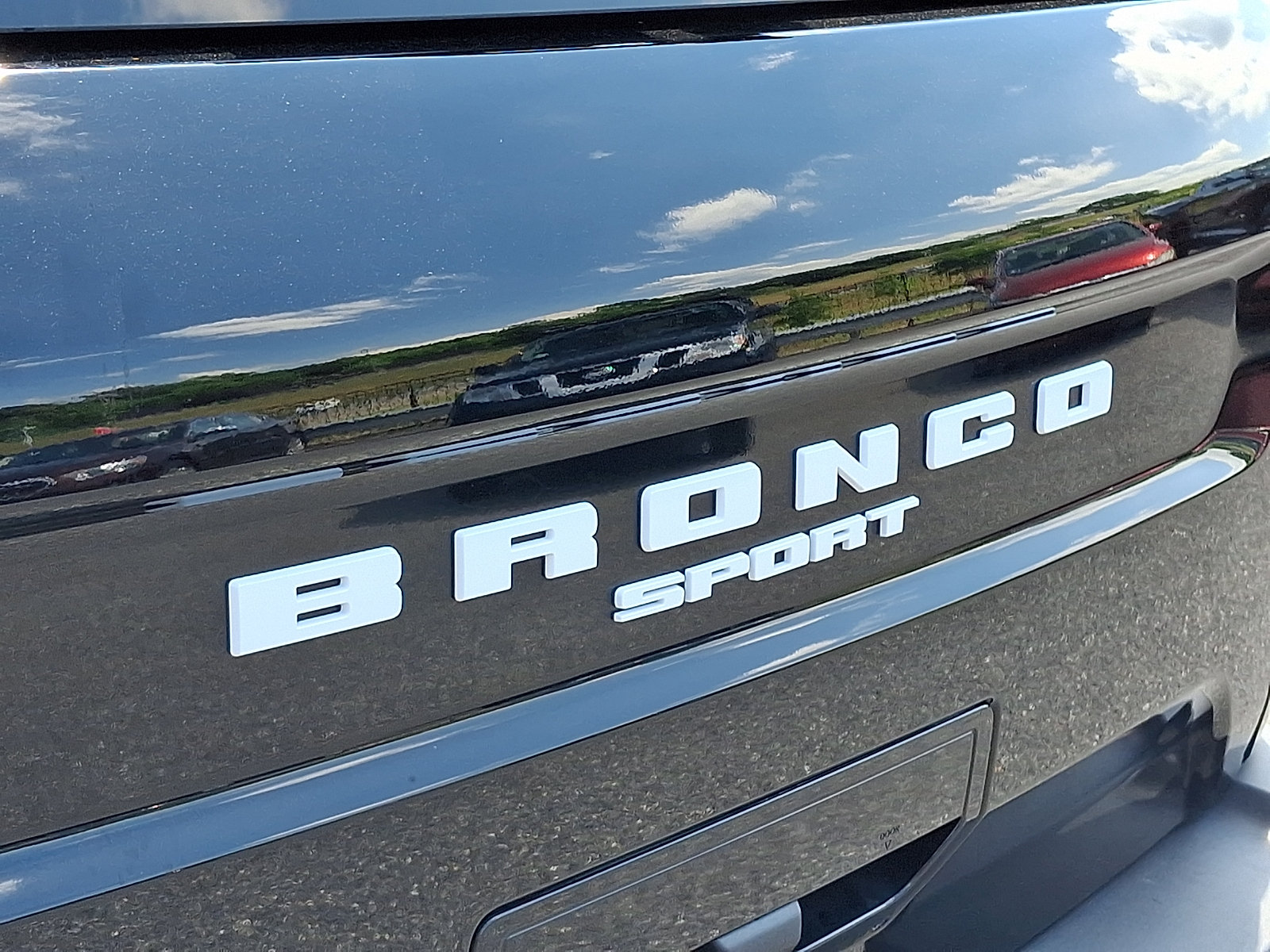 Certified 2024 Ford Bronco Sport Outer Banks w/ Tech Package AWD/4WD image 32