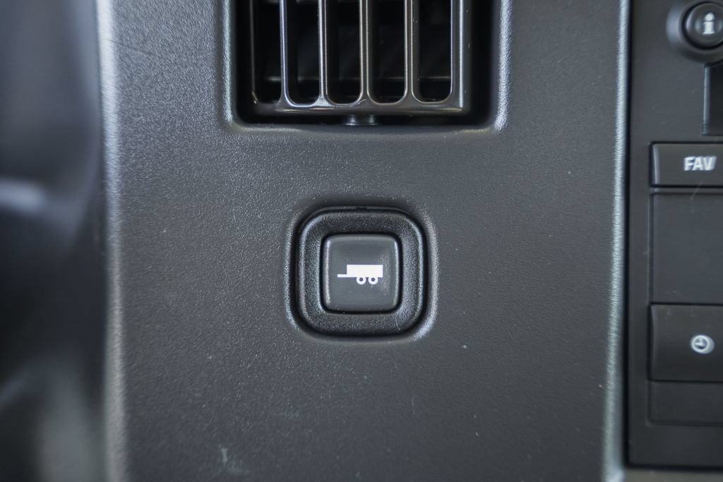 Used 2024 GMC Savana 2500 w/ Driver Convenience Package RWD image 22