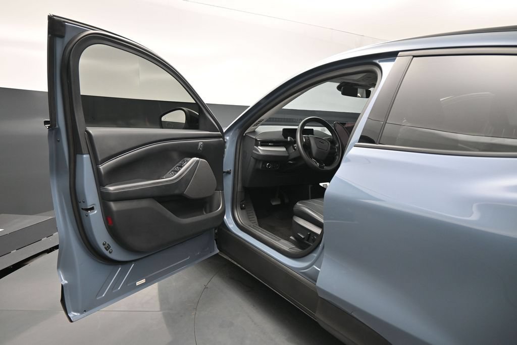 Certified 2023 Ford Mustang Mach-E Select RWD image 9