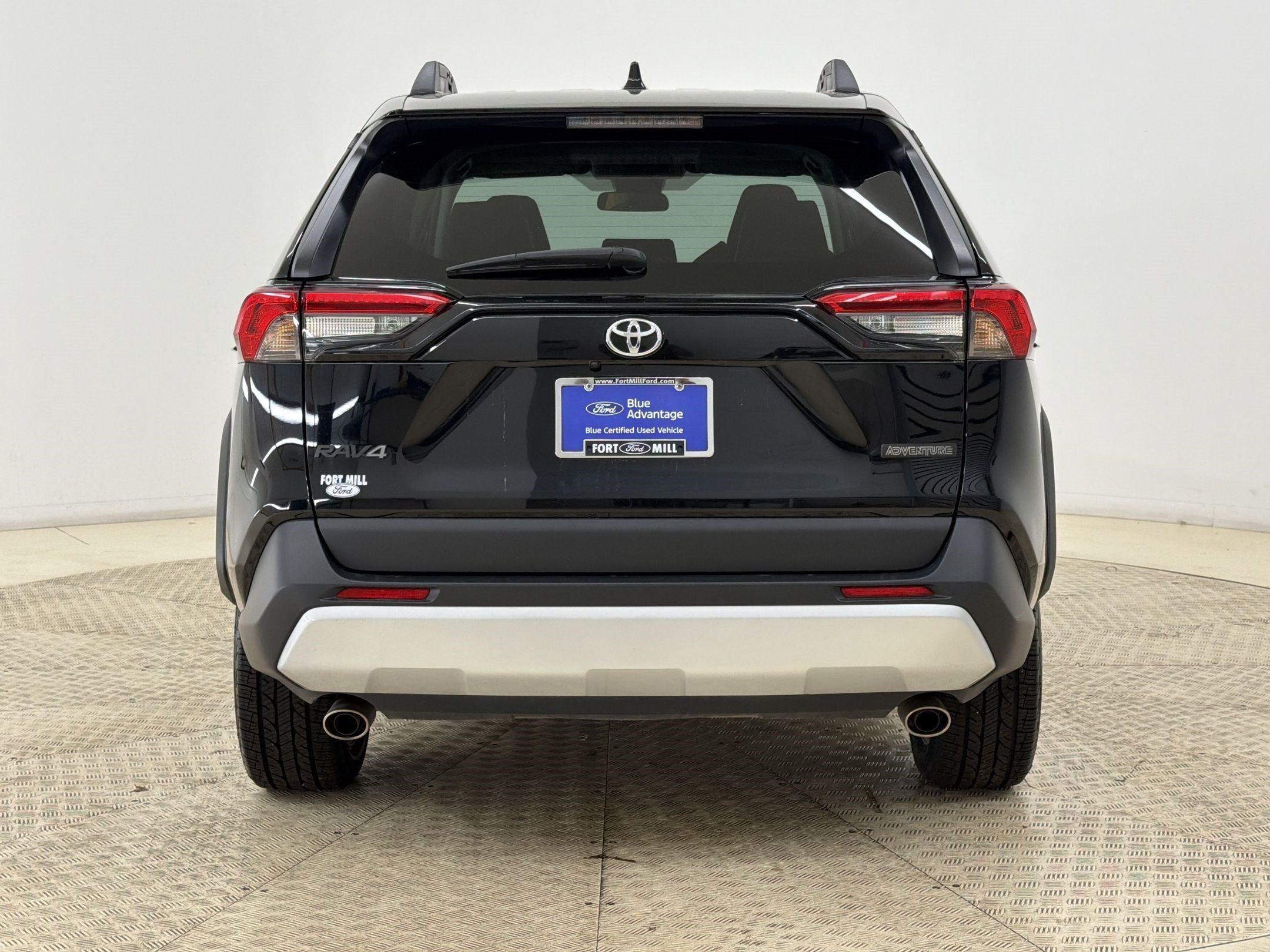 Used 2024 Toyota RAV4 Adventure AWD/4WD image 10