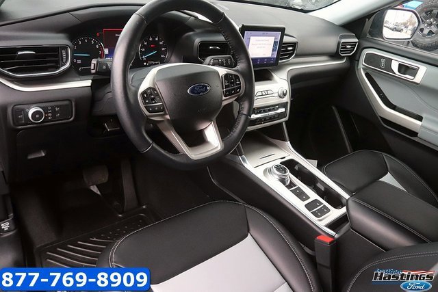 Certified 2022 Ford Explorer XLT w/ Equipment Group 202A image 11