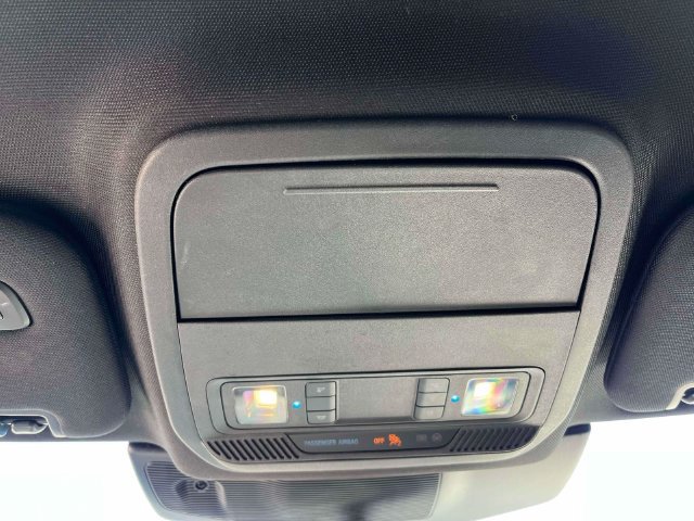 Certified 2022 Ford Explorer Platinum w/ Equipment Group 601A AWD/4WD image 40