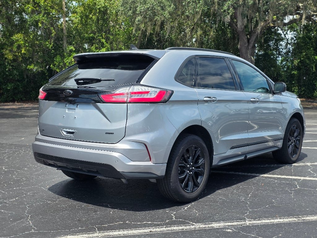 Certified 2024 Ford Edge SE w/ Black Appearance Package AWD/4WD image 7