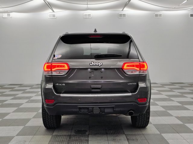 Used 2017 Jeep Grand Cherokee Limited w/ Trailer Tow Group IV AWD/4WD image 4