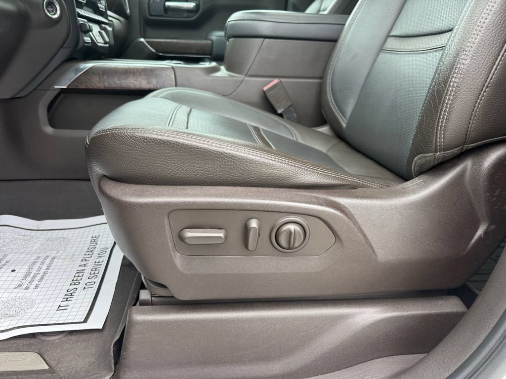 Used 2019 GMC Sierra 1500 Denali w/ Denali Ultimate Package AWD/4WD image 31
