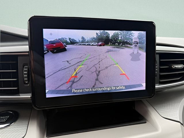 Certified 2023 Ford Explorer XLT w/ Equipment Group 202A AWD/4WD image 13