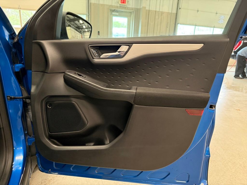 Certified 2020 Ford Escape SE AWD/4WD image 28