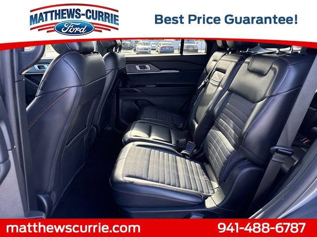 Certified 2025 Ford Explorer ST-Line w/ ST-Line Street Pack AWD/4WD image 12