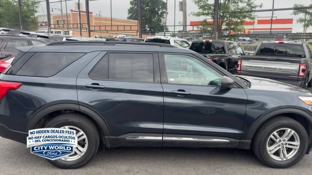 Certified 2022 Ford Explorer XLT AWD/4WD image 4