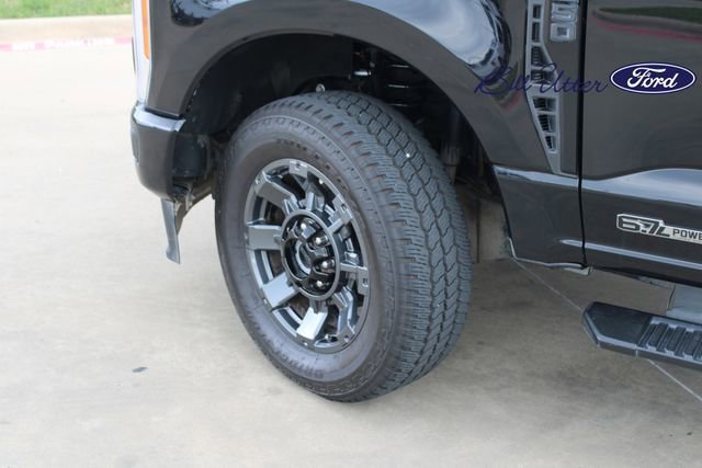 Certified 2023 Ford F250 Lariat w/ Sport Appearance Package image 9