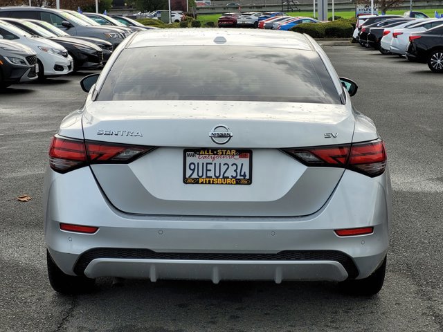 Used 2021 Nissan Sentra SV image 4