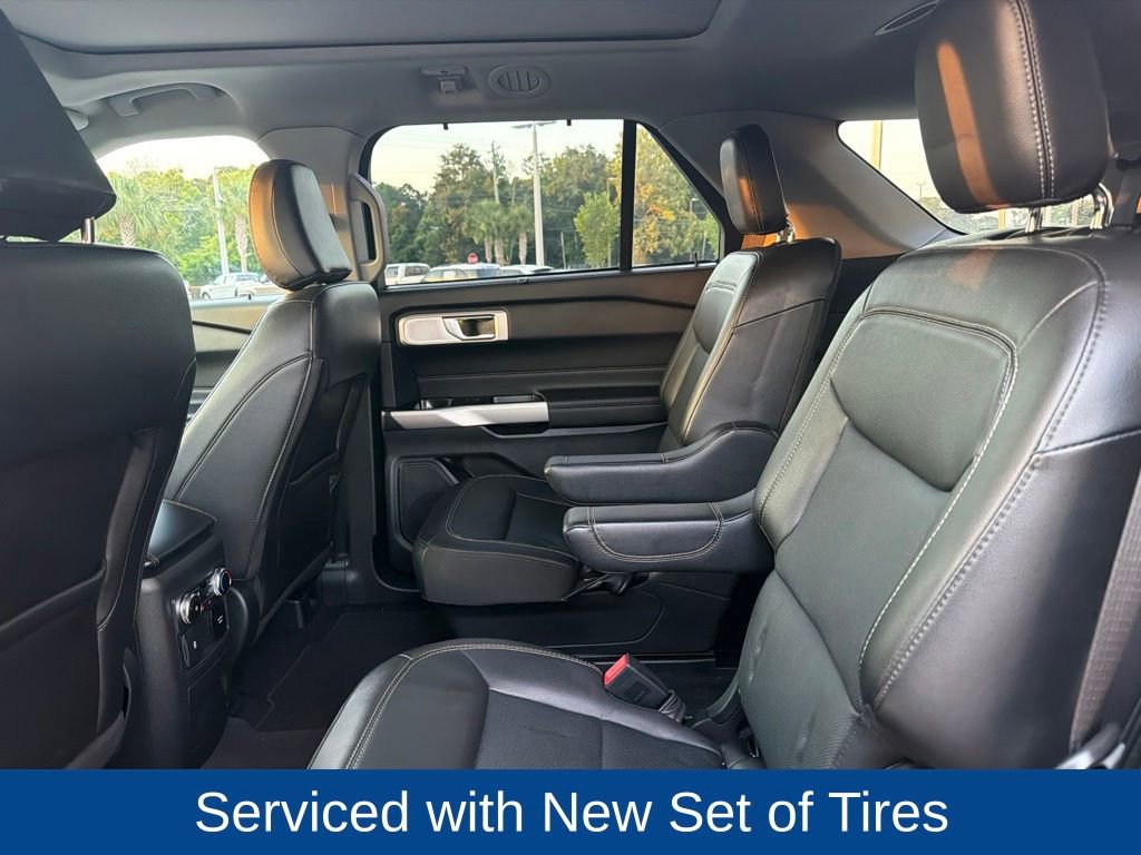 Certified 2023 Ford Explorer Limited w/ Limited Technology Package RWD image 19