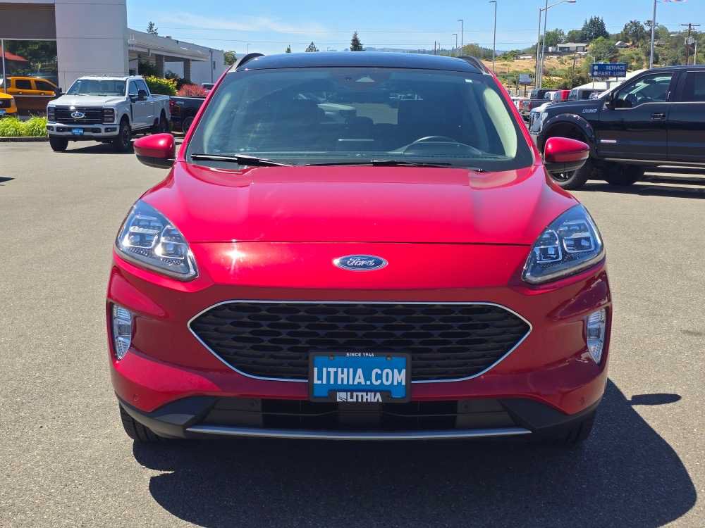 Certified 2020 Ford Escape Titanium w/ Titanium Premium Package 2.0 AWD/4WD image 8