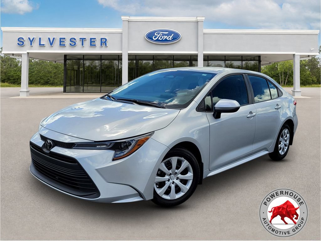Used 2024 Toyota Corolla LE FWD image 1