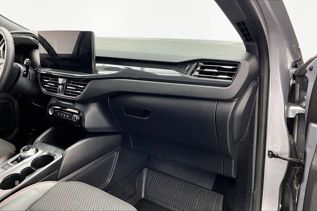 Certified 2023 Ford Escape ST-Line image 17