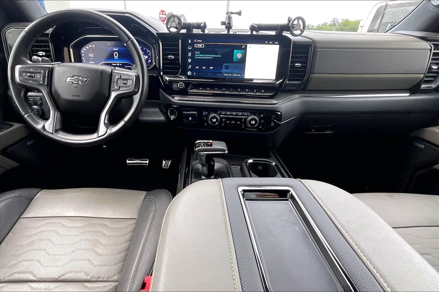 Used 2022 Chevrolet Silverado 1500 ZR2 w/ Technology Package AWD/4WD image 14