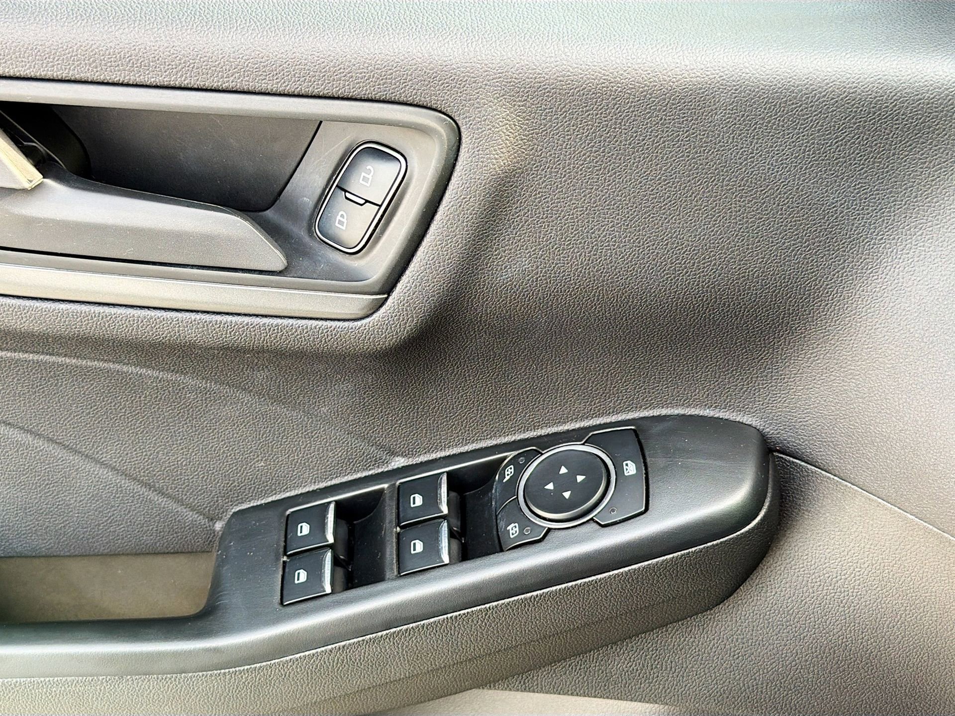 Certified 2024 Ford Escape Active image 19