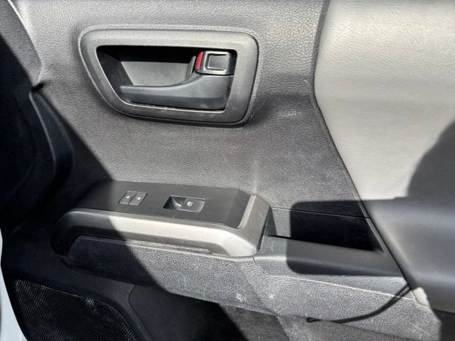 Used 2021 Toyota Tacoma SR5 RWD image 20